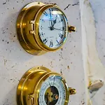 складъ Hostal *