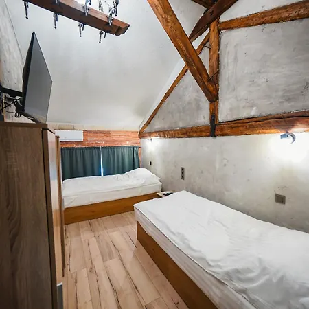 Hostel складъ